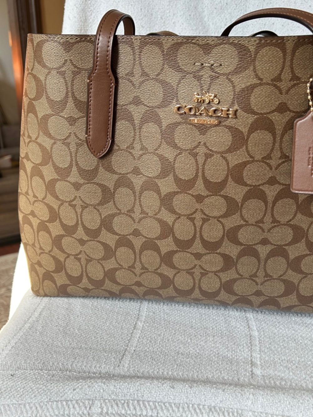 Coach Tote - Picture 3 of 7